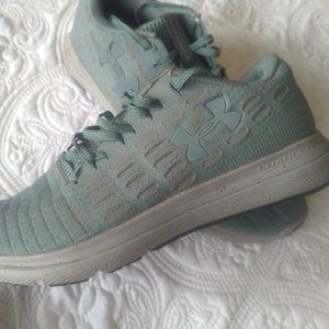 UA Men's 8 Running Shoes